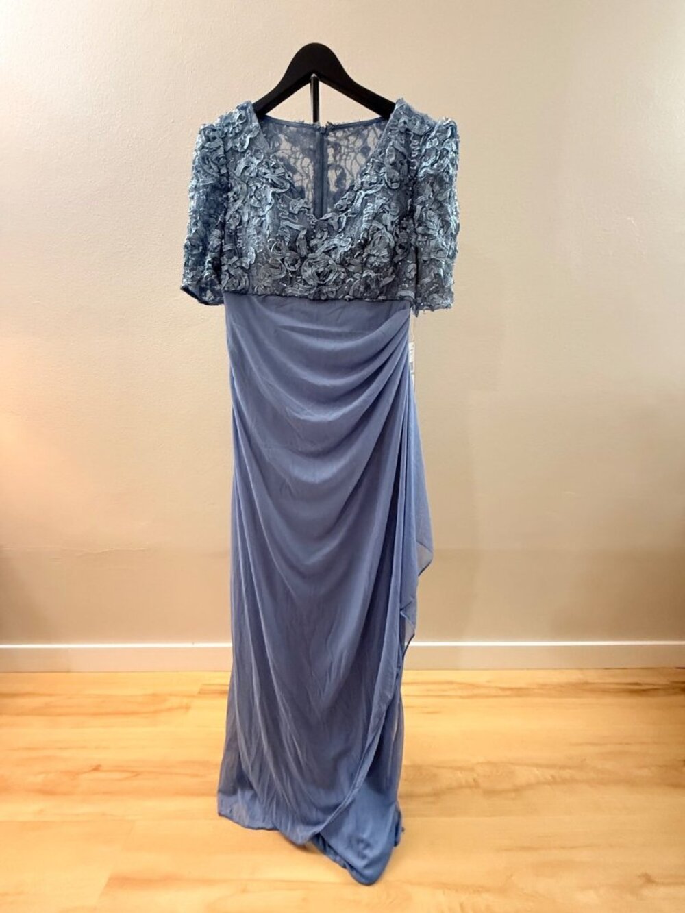 Alex Evenings Sequin Lace Bodice Gown Size 8 - 817